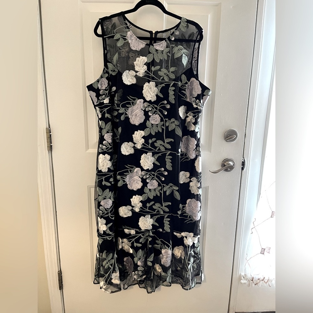 Calvin Klein Plus Floral-embroidered mesh sheath dress.